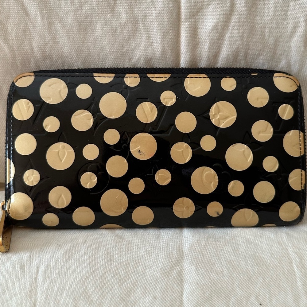 Auth LOUIS VUITTON Vernis Dot Infinity Zippy Wallet Yayoi Kusama Limited… - Picture 2 of 13